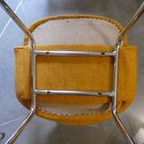 2 Saarinen chairs