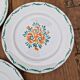 Lot de 7 assiettes plates plus de raviers