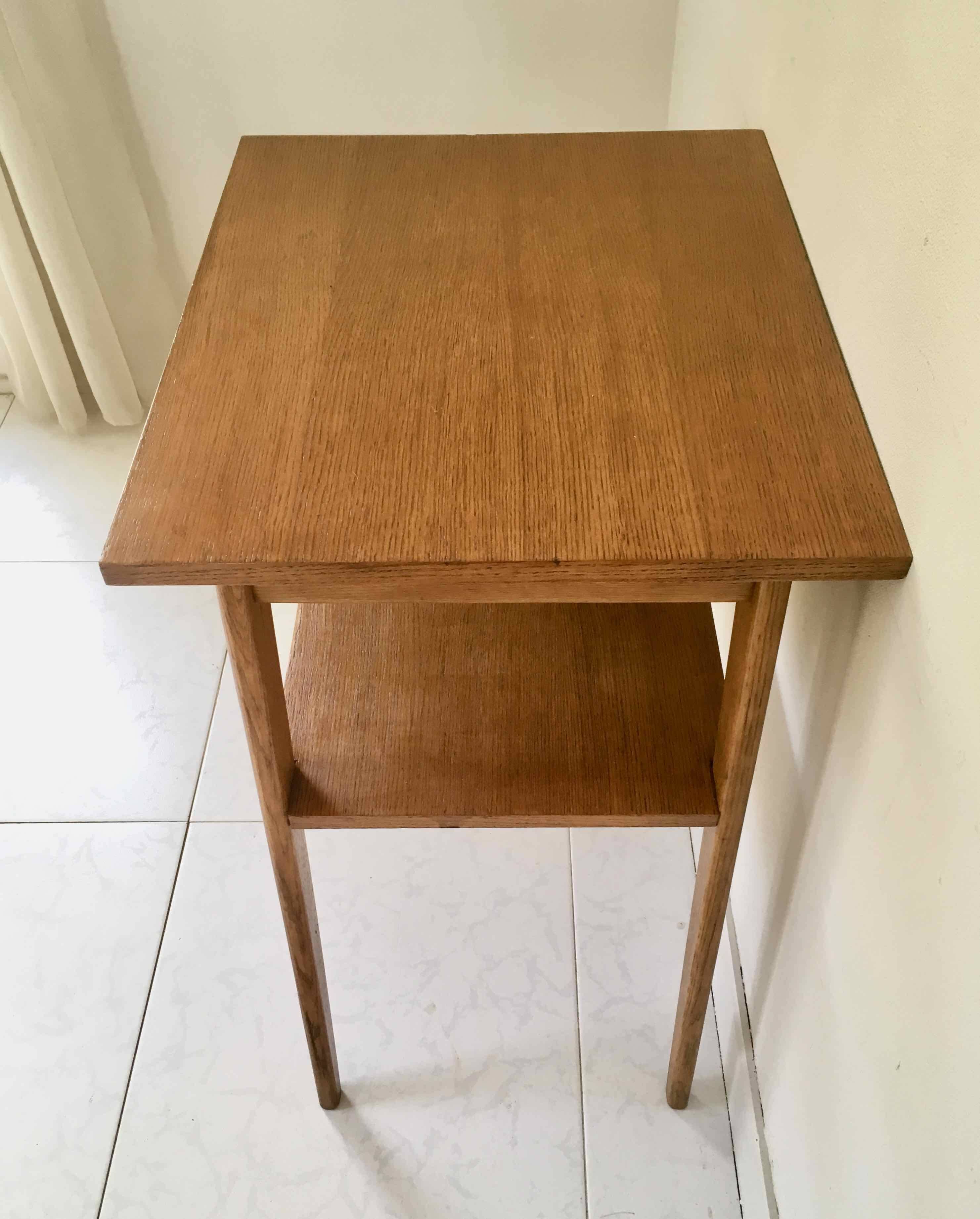 1950 compass foot pedestal table in light wood, side table, side table
