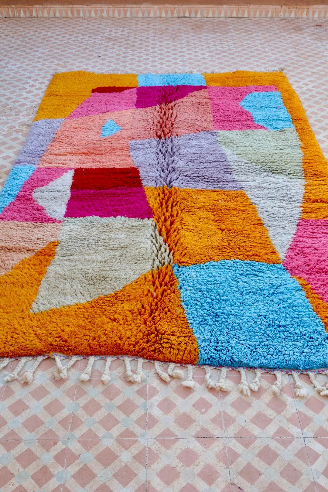 Contemporary high-quality multicoloured Azilal Berber rug - 246 x 153 cm