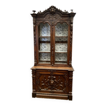 Renaissance style two-body display case in solid walnut Napoleon III