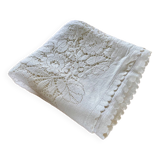 XXL lace tablecloth