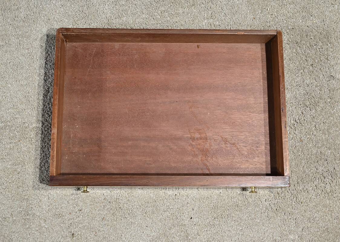 Small Mahogany Living Room Table, Directoire taste – Early 20th century