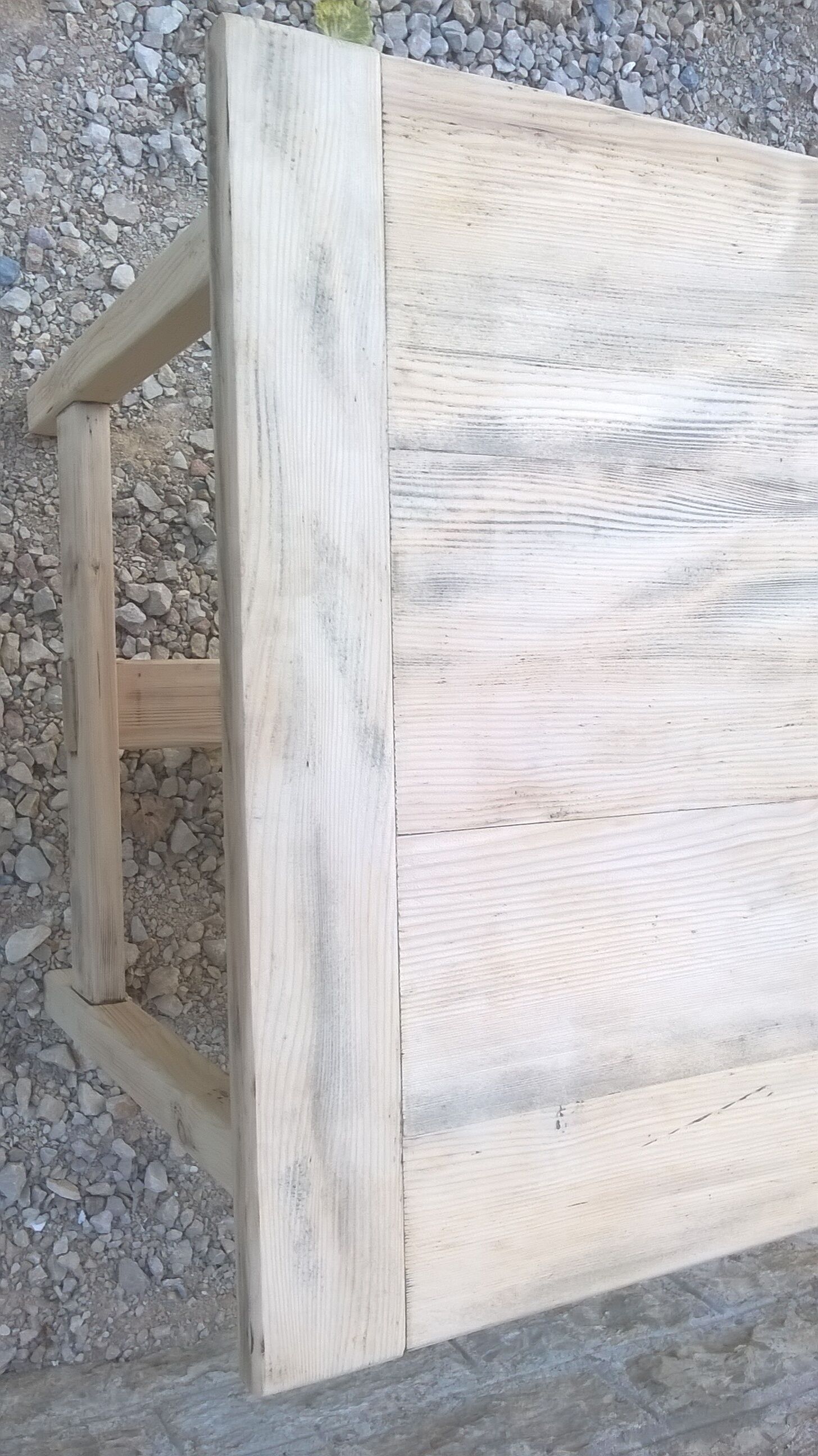 Table de ferme bois brut
