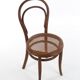 Une chaise cannée Thonet frères