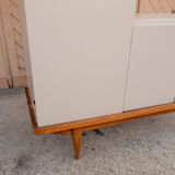 Asymmetrical cabinet