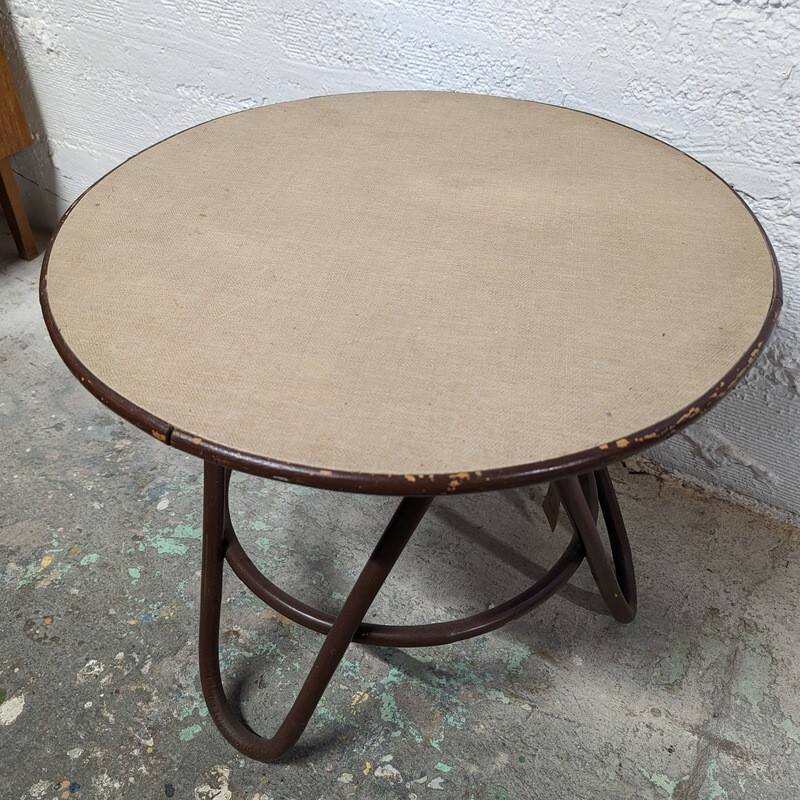 Round rattan coffee table