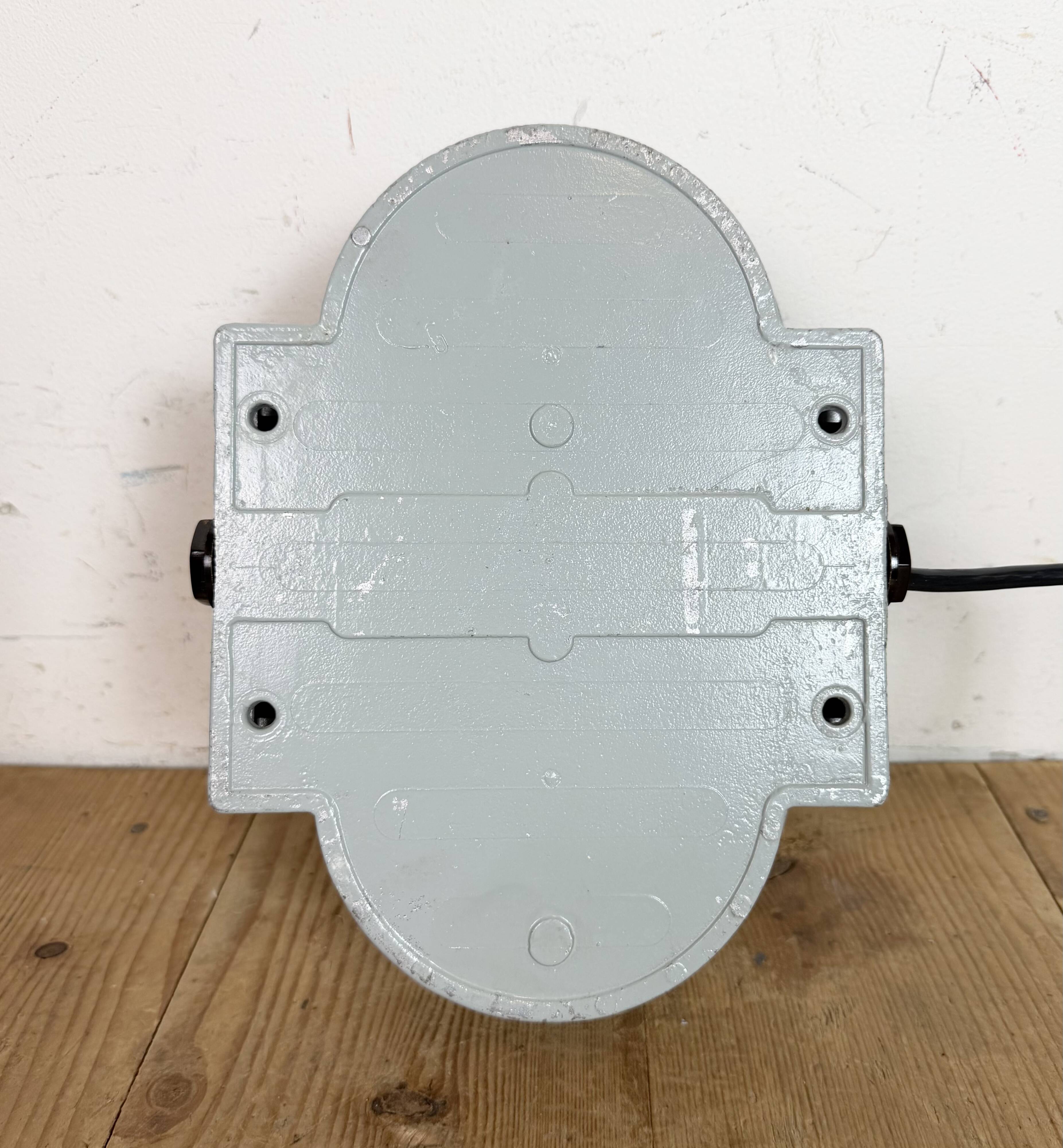 Industrial Cast Aluminium Wall Light with Frosted Glass, 1970s