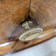 Tuscan Art Decò dressing table from the 1940s in walnut burl