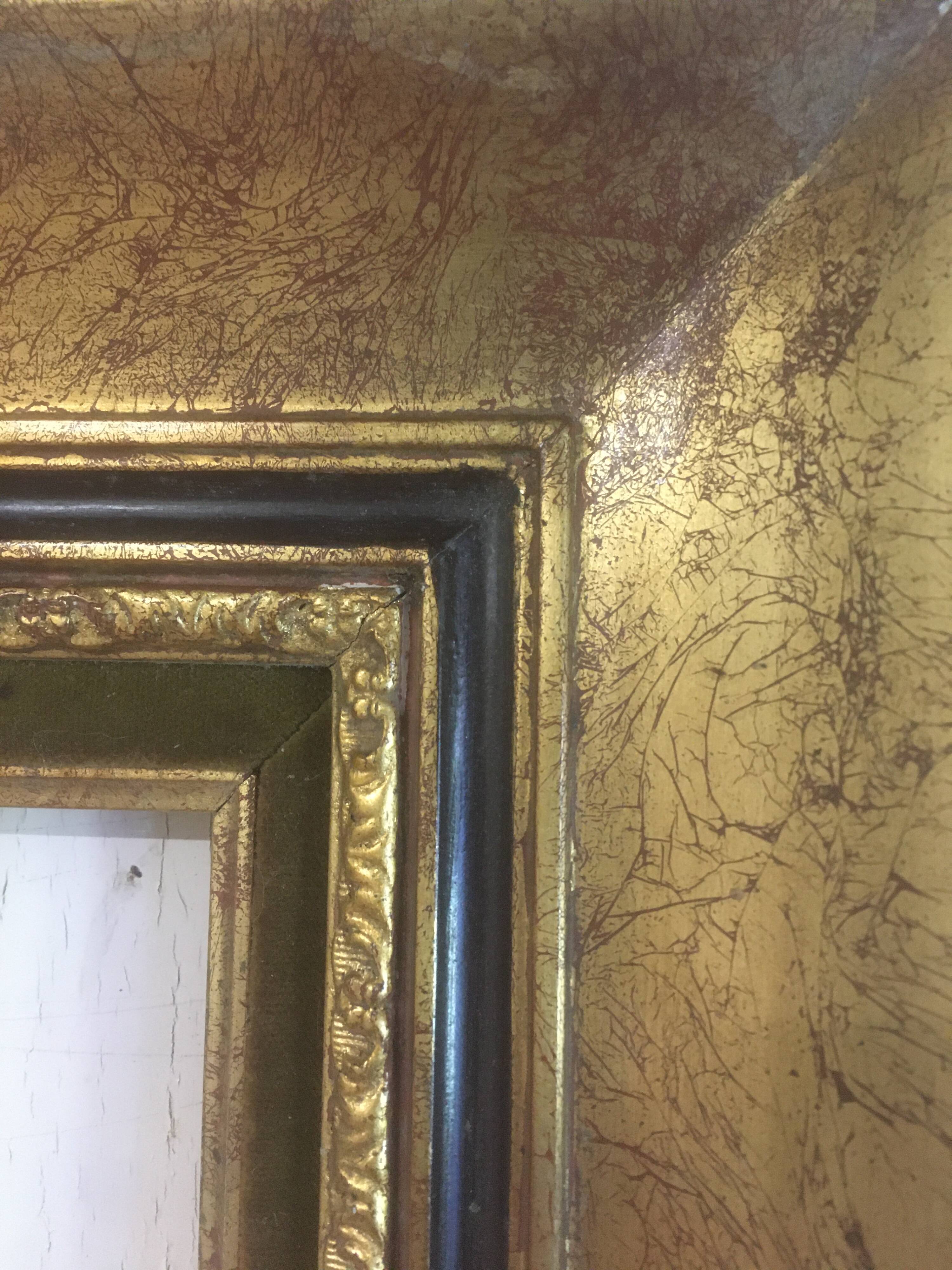 Golden frame in wood and stucco 110x78