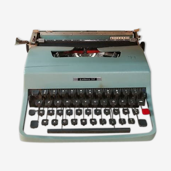 Machine à écrire Olivetti Lettera 32 bleue