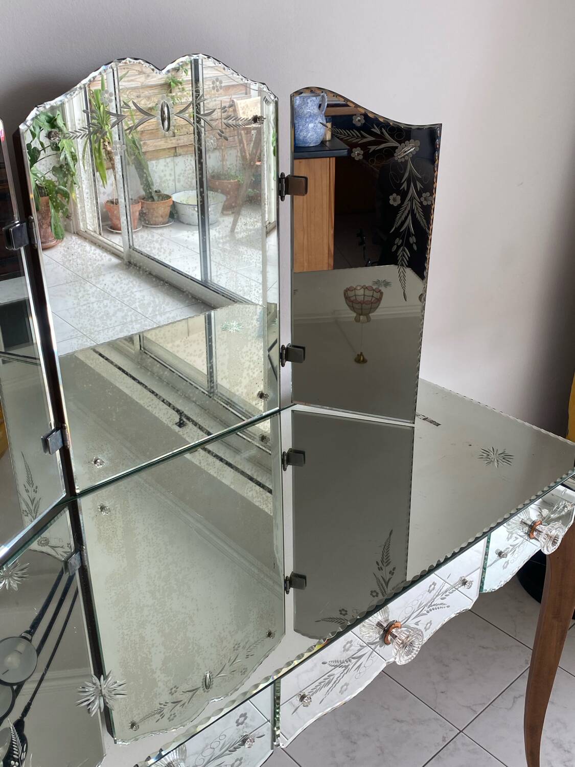 50s Venetian mirrored dressing table