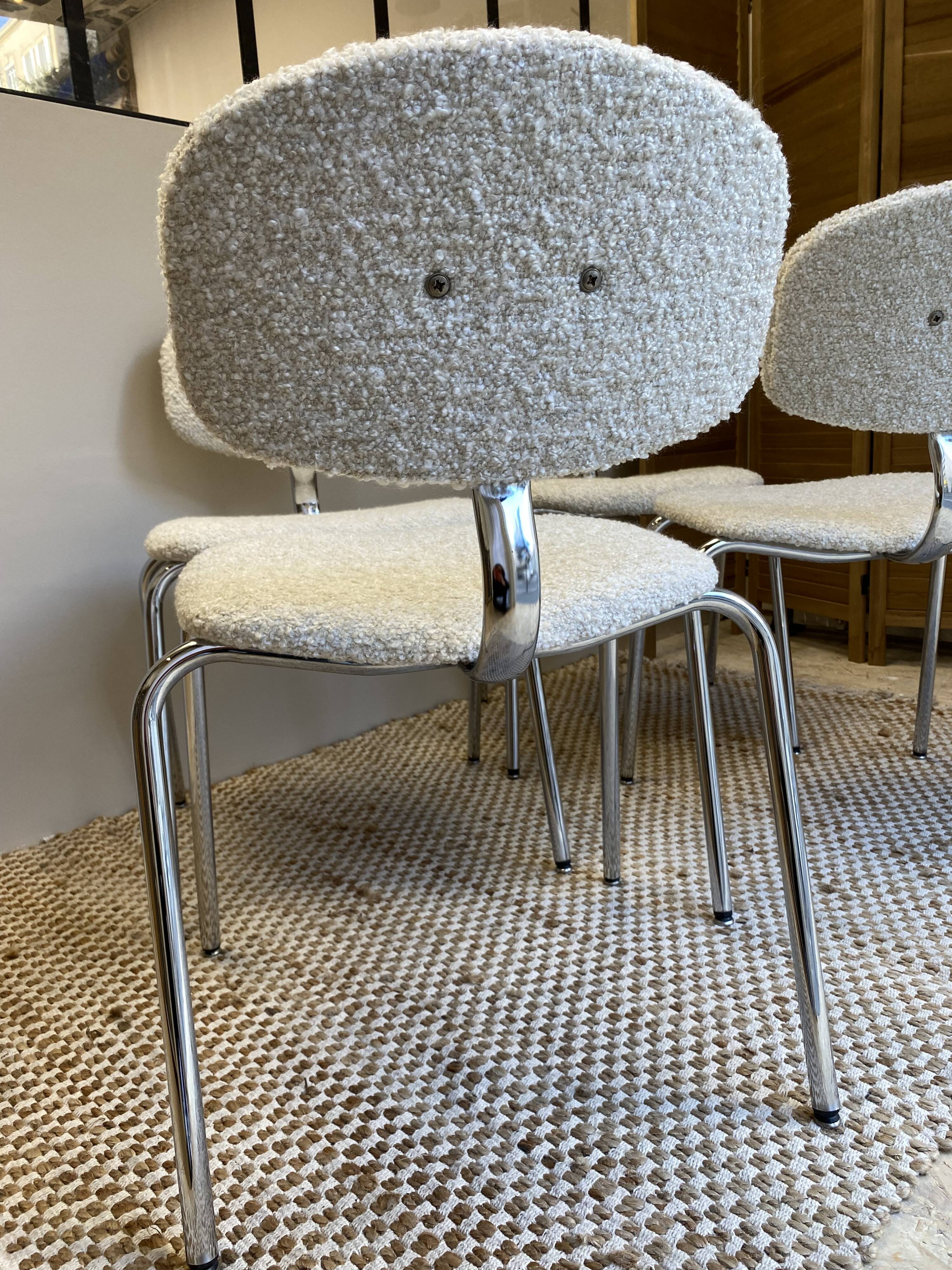 Ensemble de 4 chaises Pierre Paulin – Entièrement restaurées .