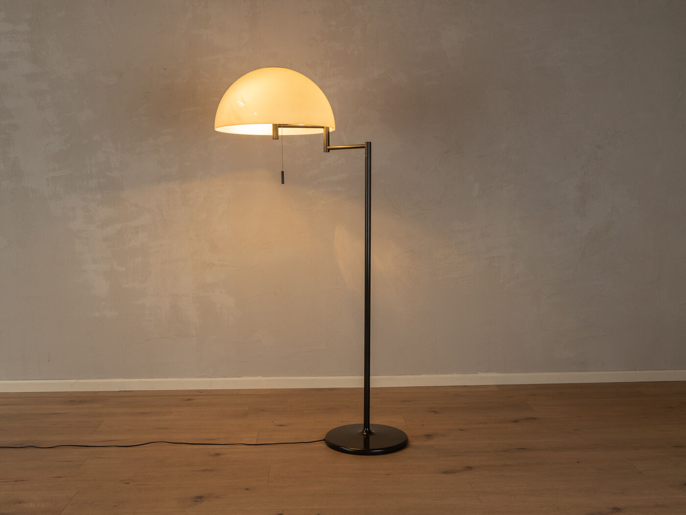 Floor lamp Schwenkomat Swisslamps