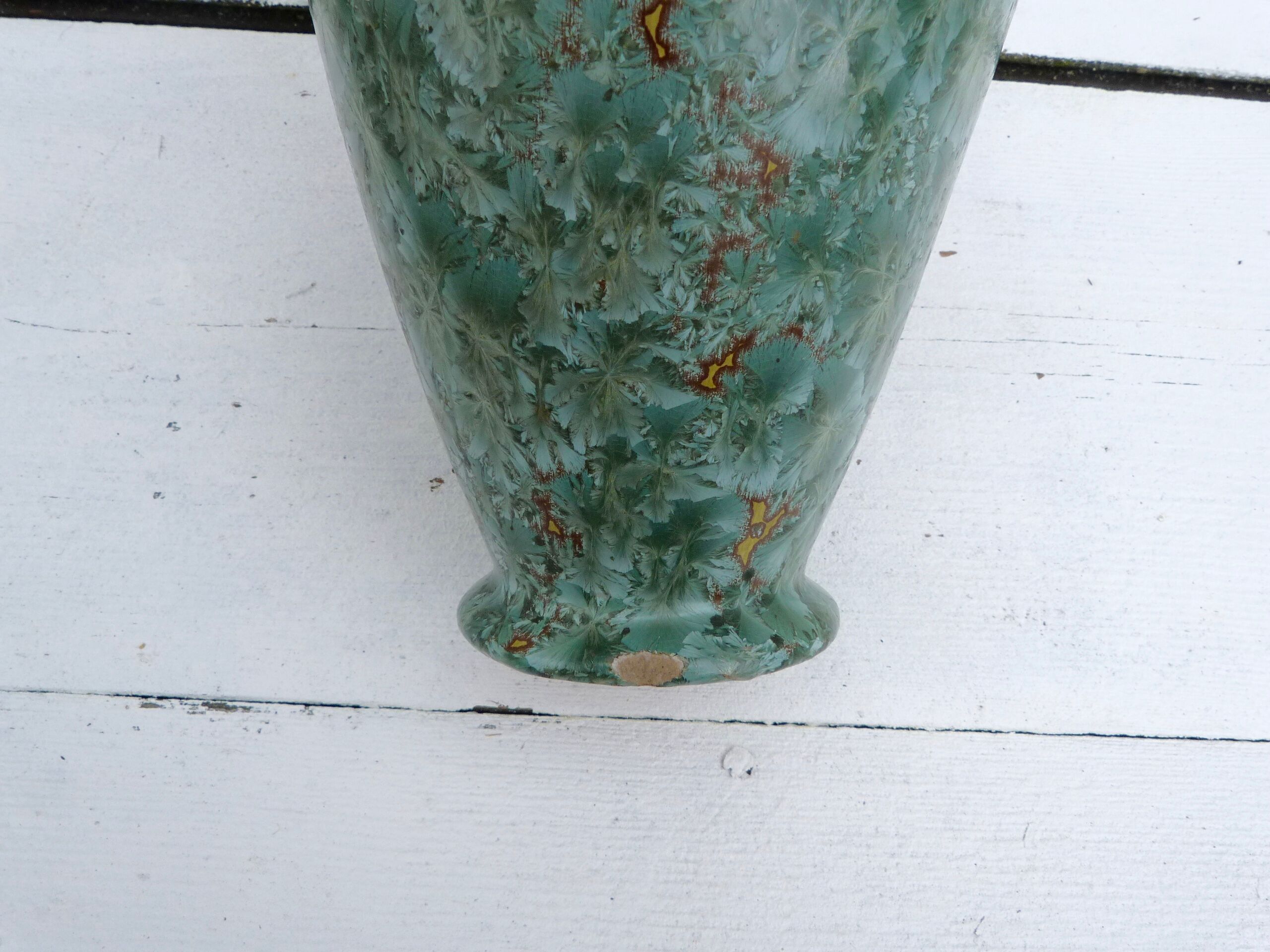 Vase  Art déco en grés de Pierrefonds cristallisé vert