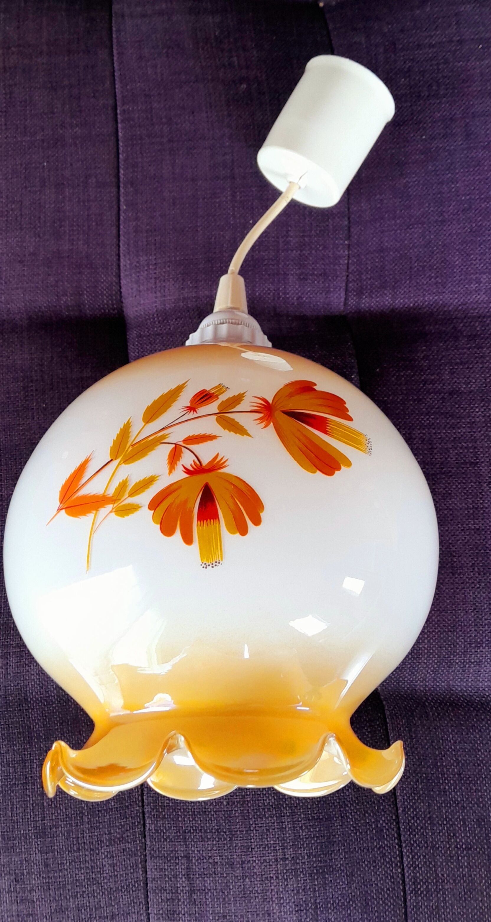 Suspension in opaline globe floral 70s