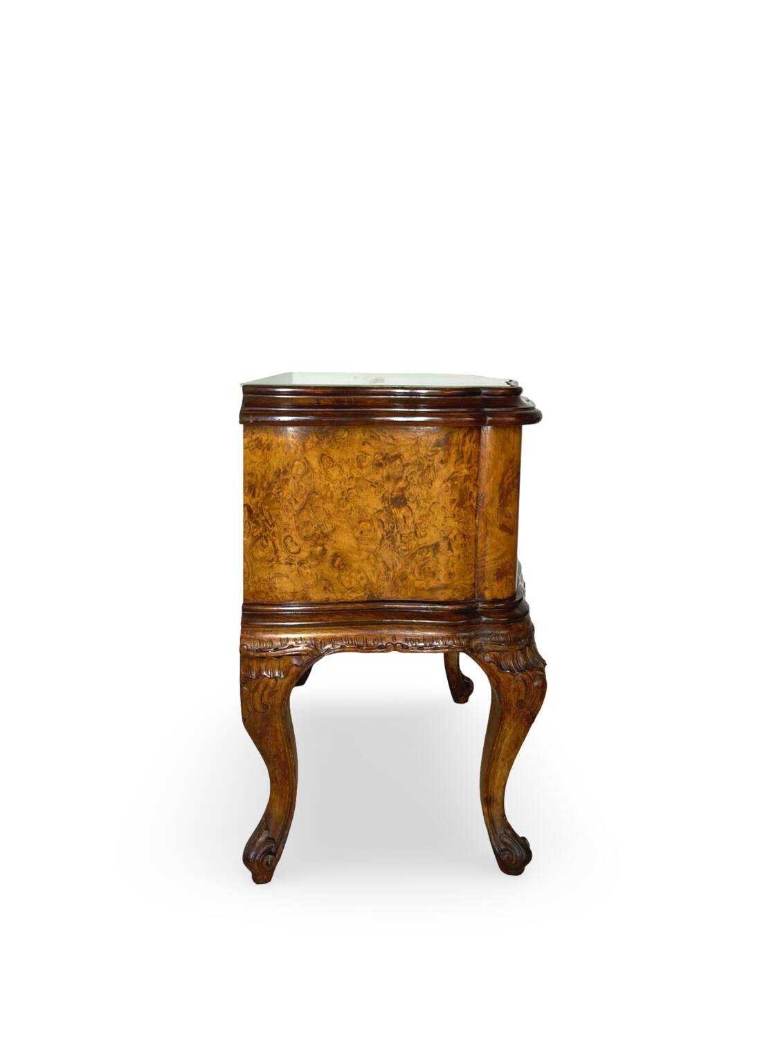 Italian Chippendale bed side tables/nightstands, 1940s/1950s.
