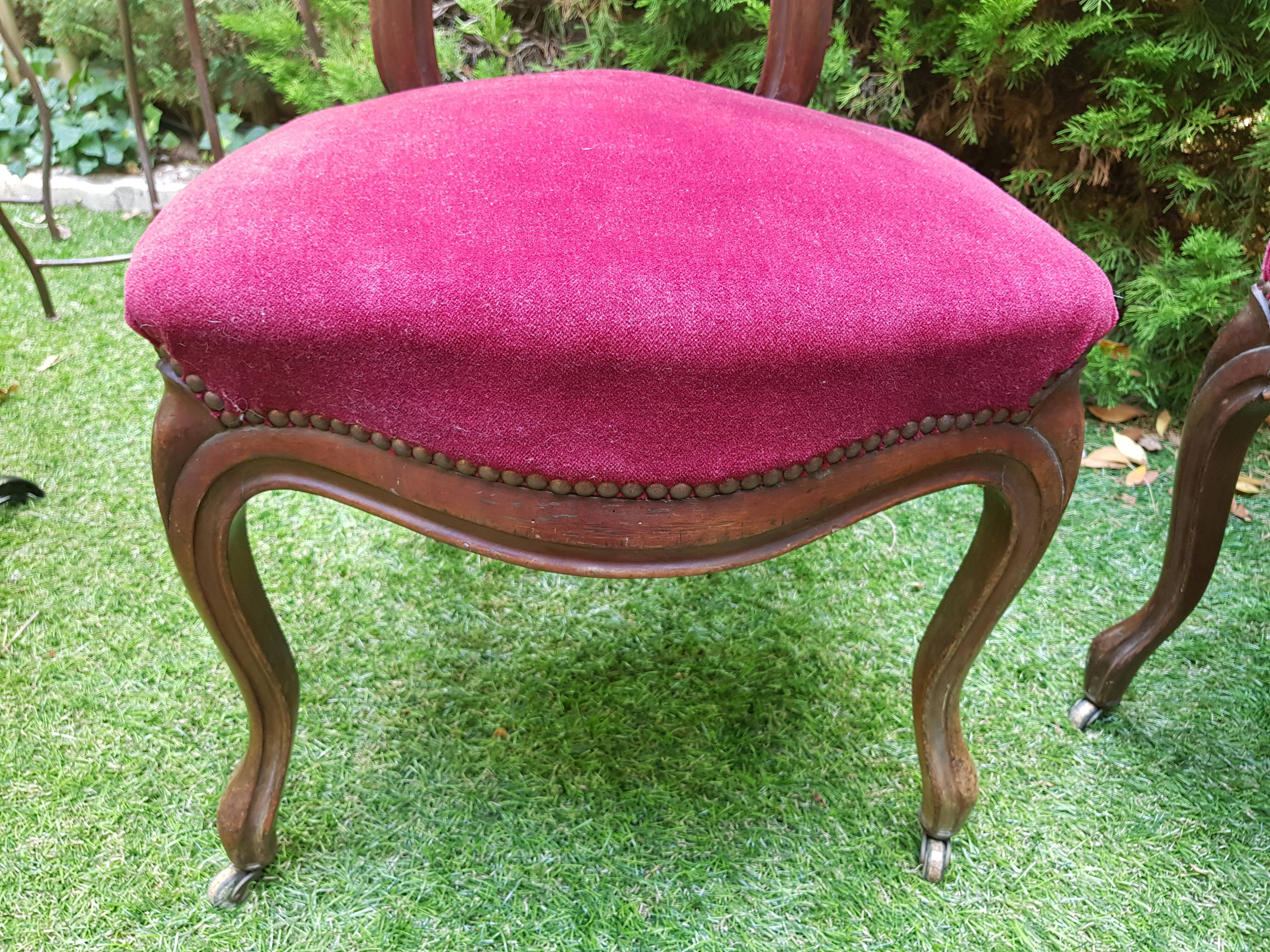 4 chaises médaillon tapissées style Louis Philippe