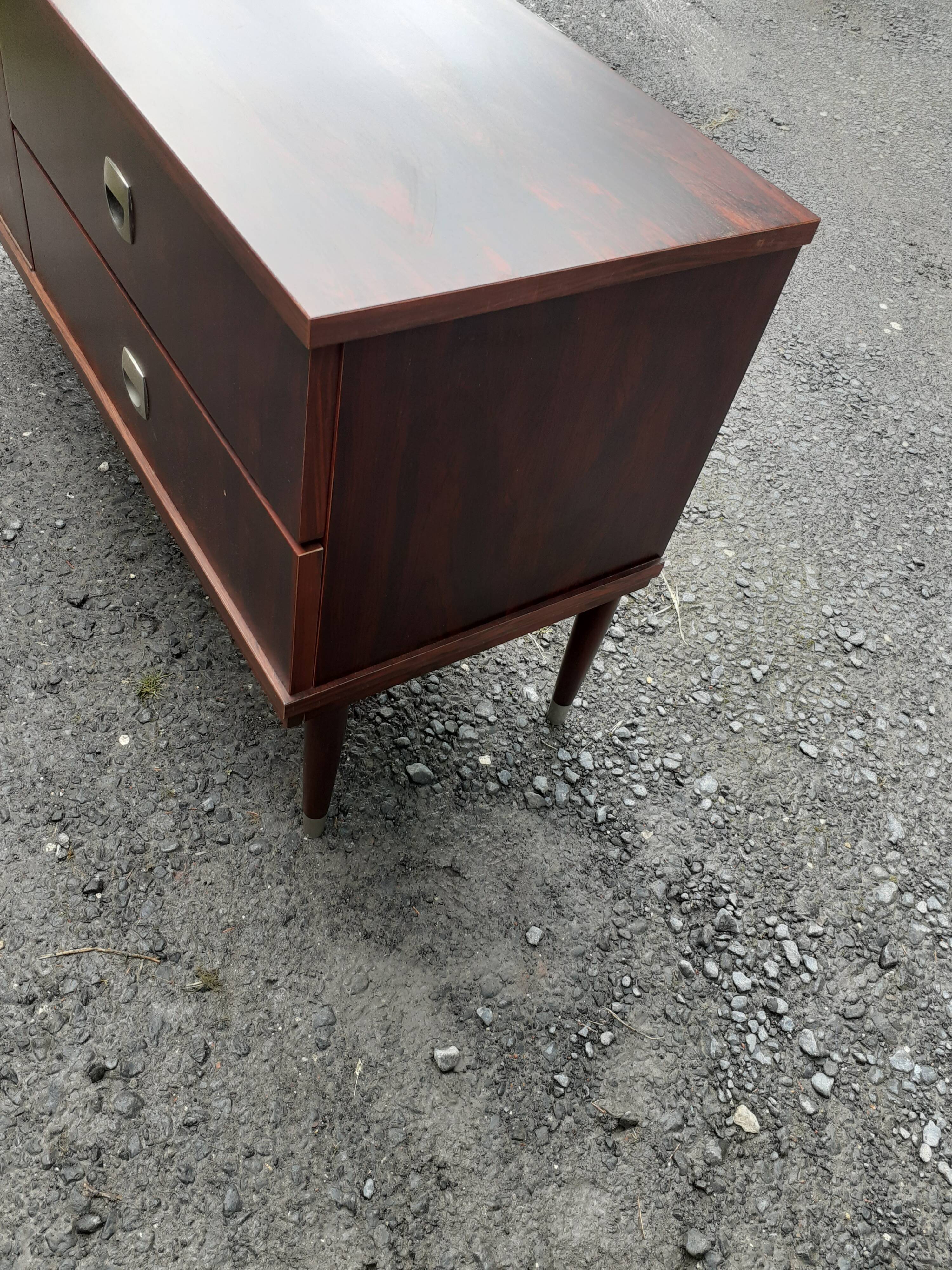 Small vintage enfilade