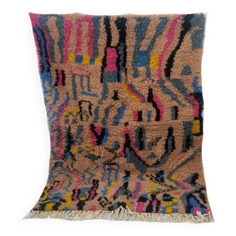 Handcrafted Moroccan Berber carpet 135 x 94 CM