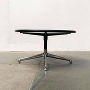 Table d'appoint du milieu du siècle par Charles & Ray Eames pour Herman Miller, années 1960