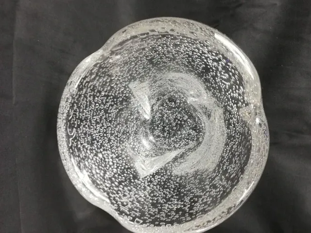 Vase en verre bullé Daum
