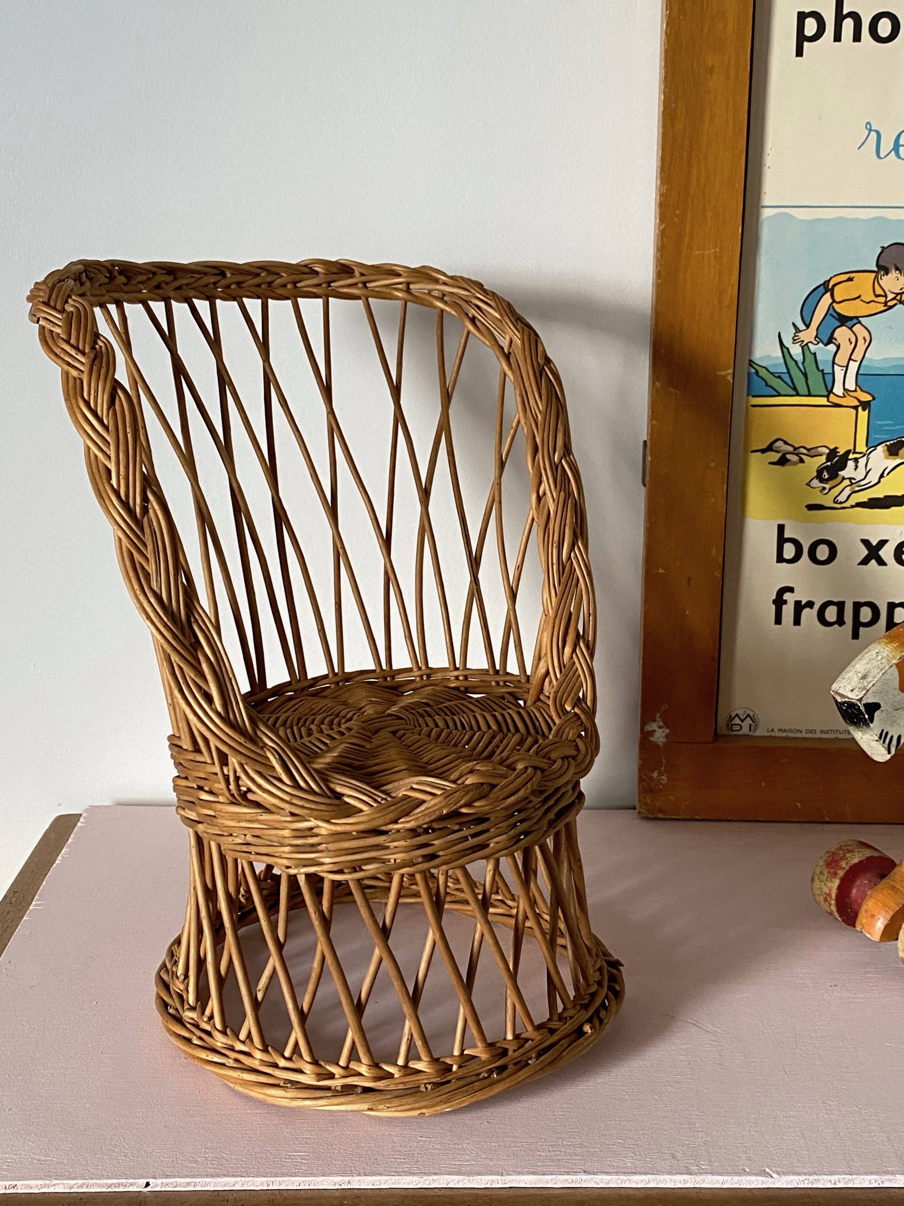 Rattan armchair for doll