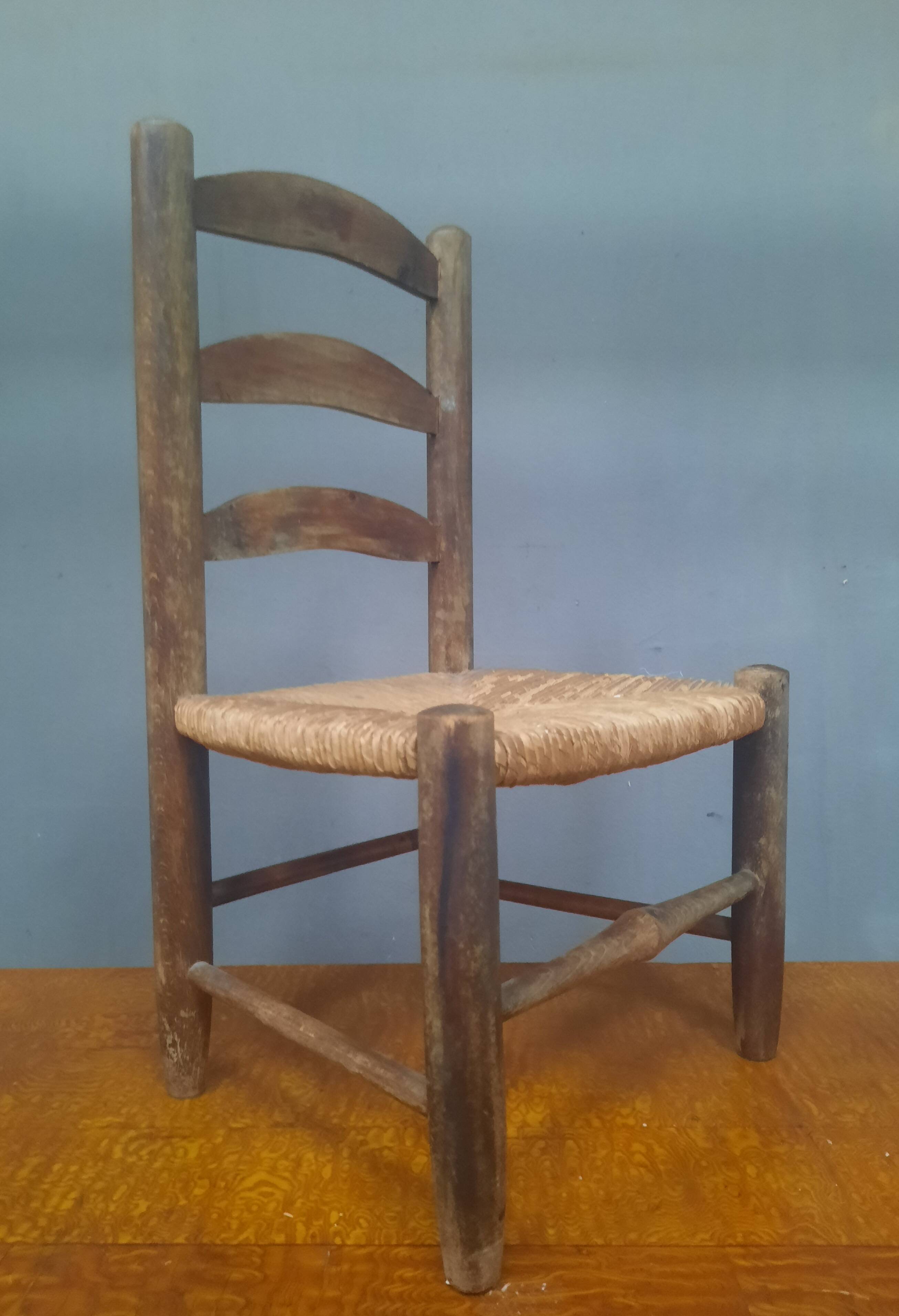 Straw children's chair