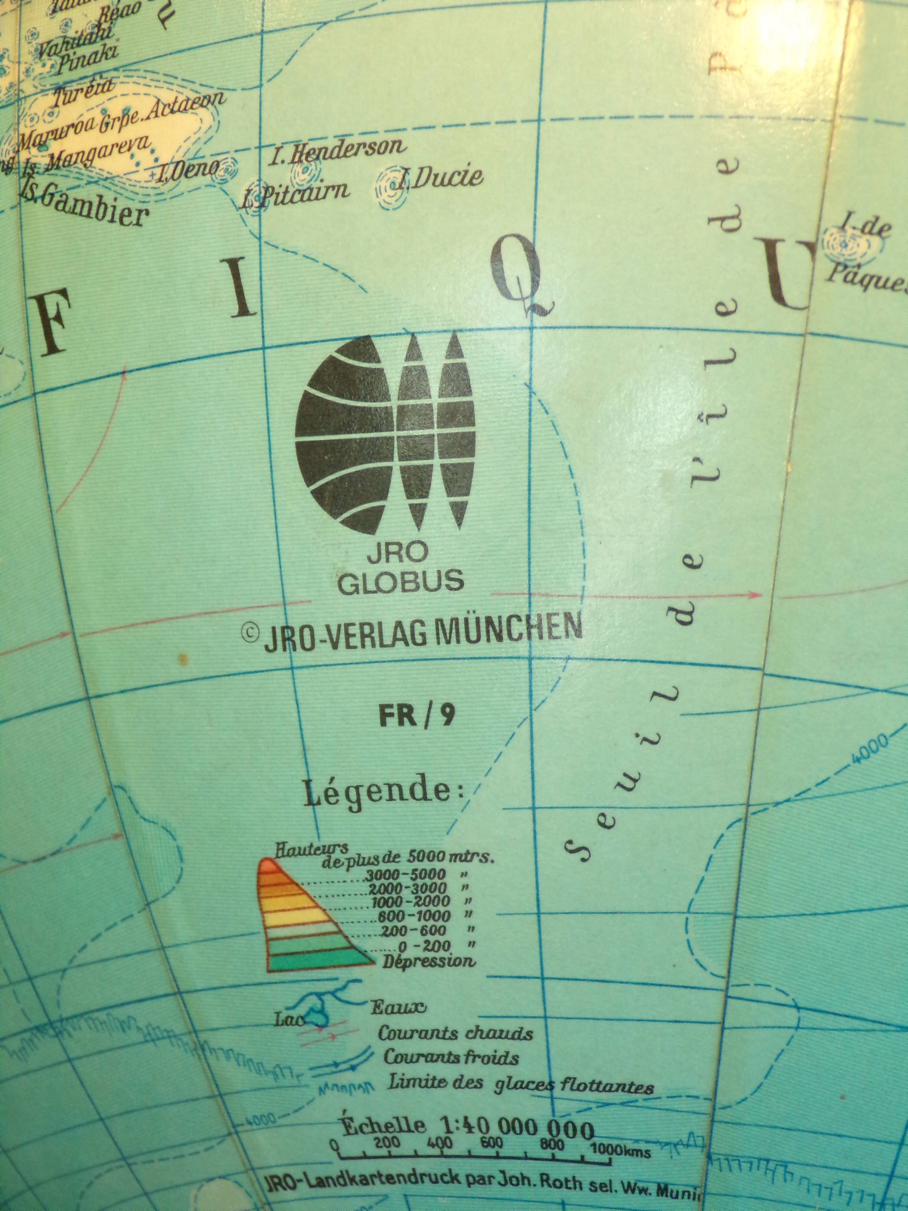 Vintage JRO 1970 globe