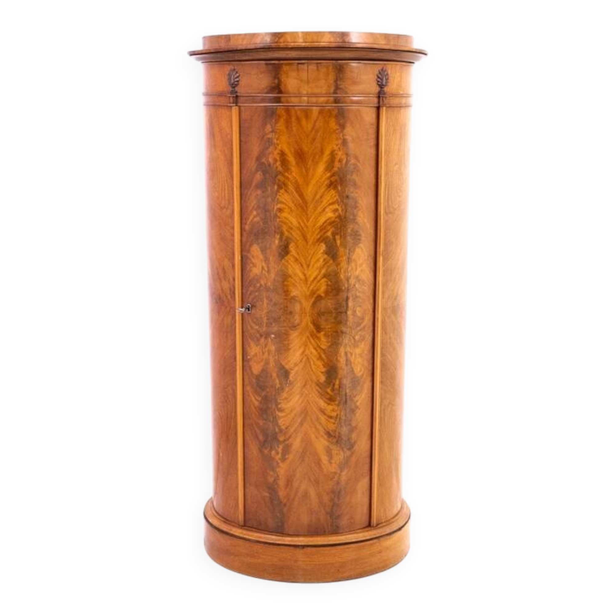 Interesting Biedermeier chest of drawers, Northern Europe, circa 1860.