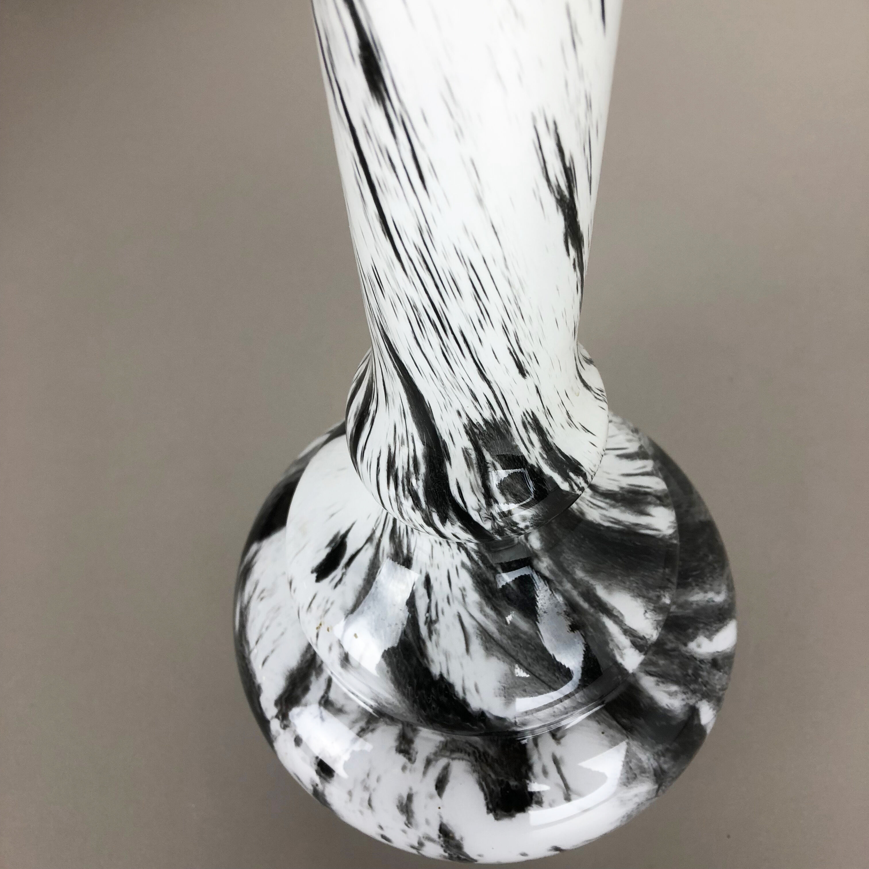 Extra Large 46cm Vintage Opaline Florence Vase Design Pop Art, Italy, 1970s