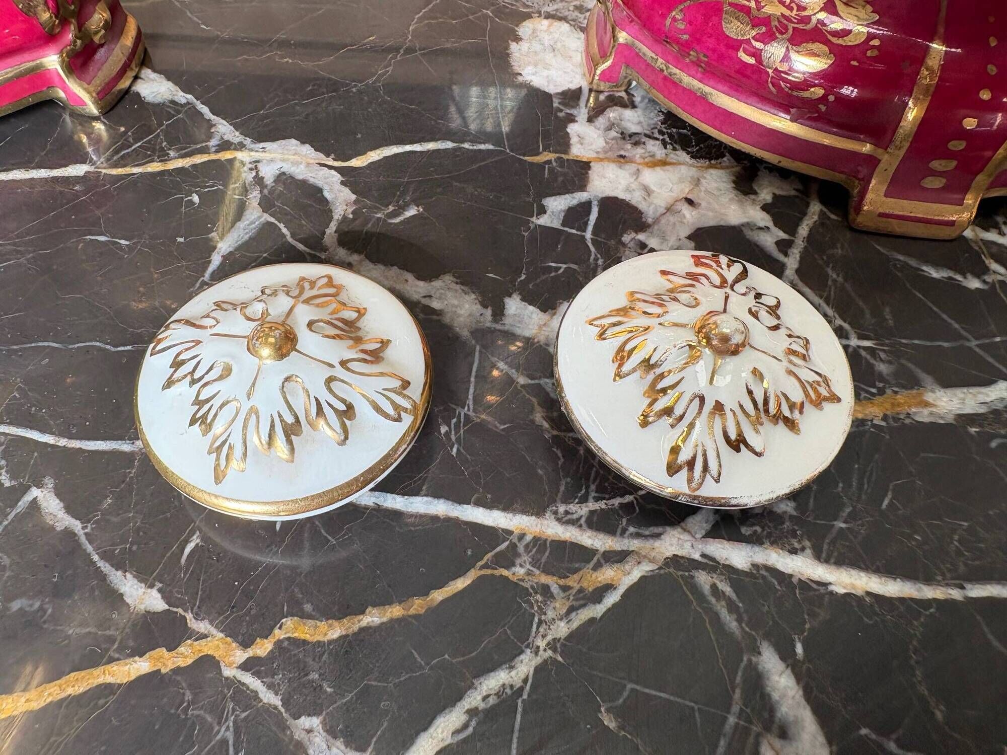 Pair of Limoges porcelain candlesticks with hand-decorated decoration – red and gold