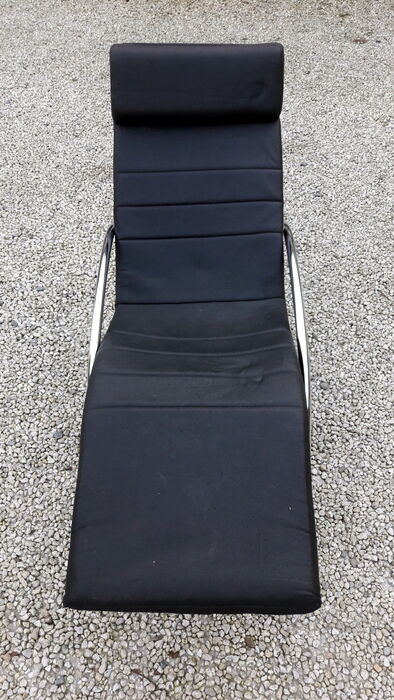 Long chair italian design 1970 in moleskine