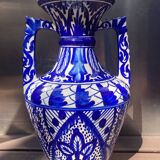 Vase vintage méditerranéen en forme d'amphore