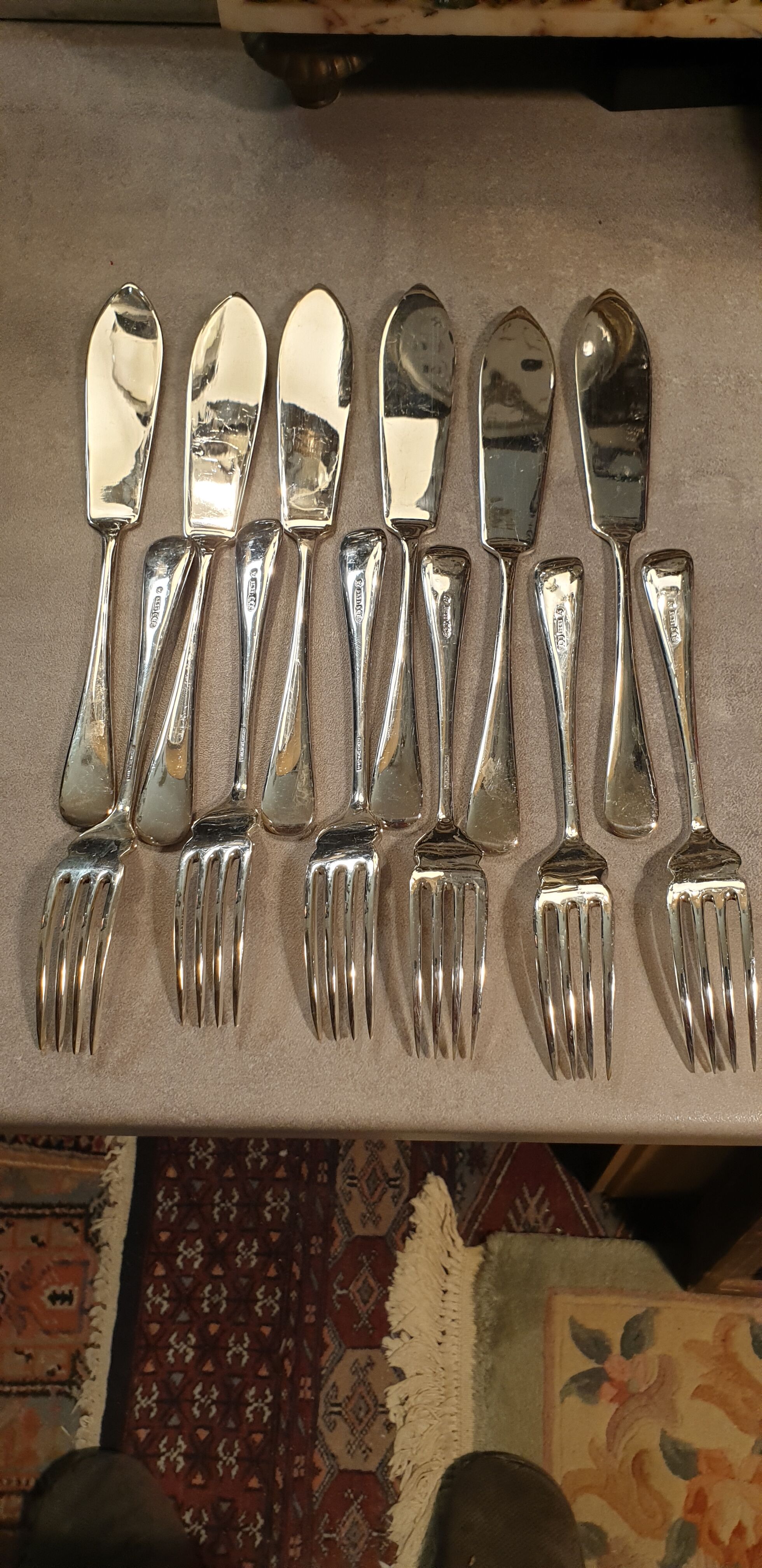 English metal fish service