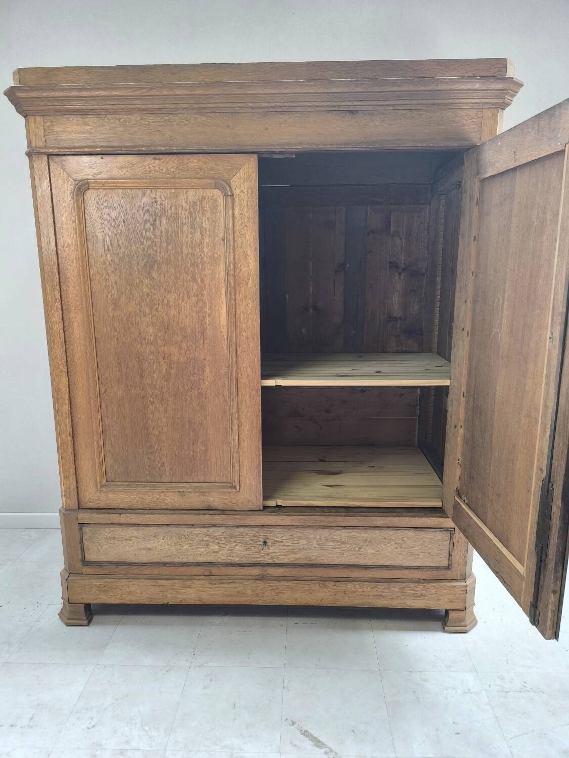 Louis Philippe linen cupboard in blond oak
