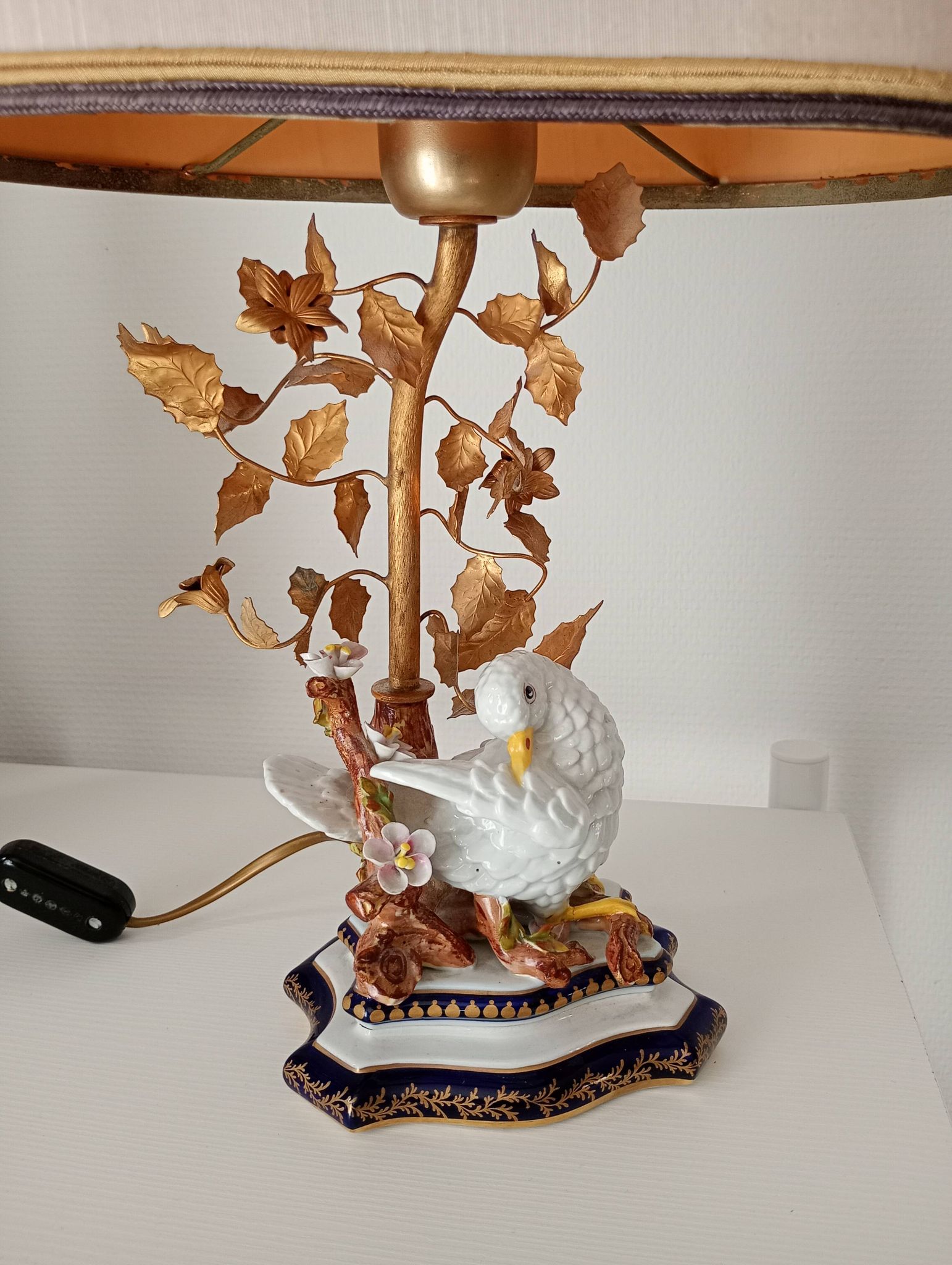 Sèvres porcelain lamp with Giulia Mangani signature