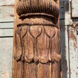 Half Indian wooden column
