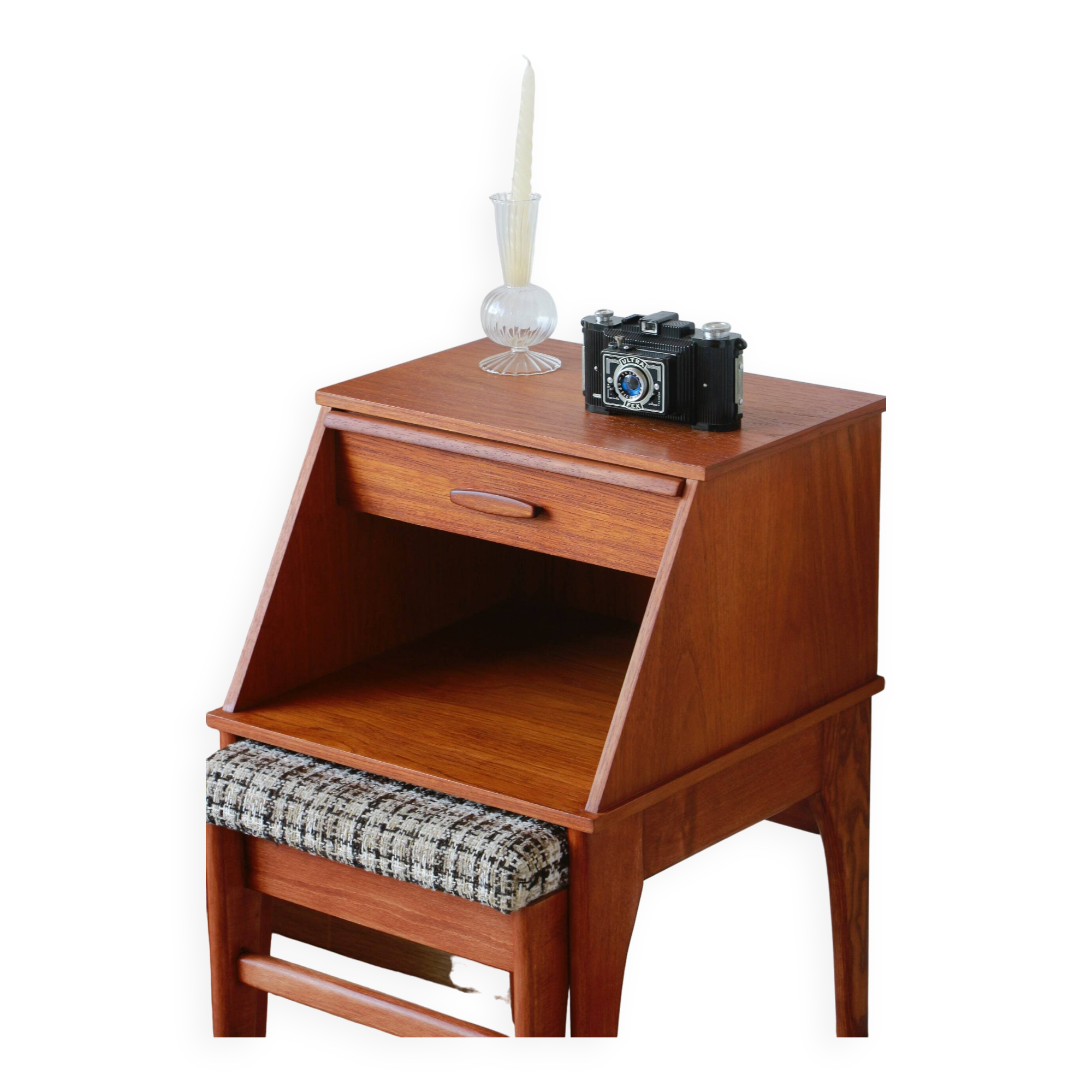 Vintage seat - old telephone cabinet - chippy seats