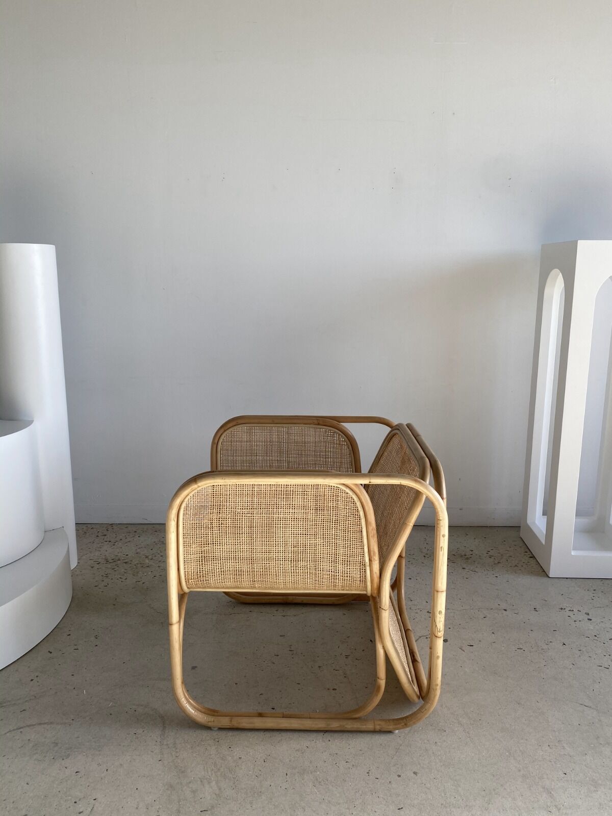 U-shaped armrest rattan armchair, grid canning