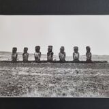 Tirage argentique vintage encadré, Moaïs de l'île de Pâques, mission ethnologique de 1970