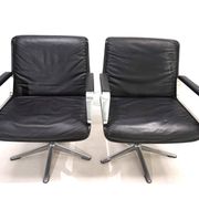 Set of 2 Wilkhahn Delta conference/dining chairs from the Delta Group