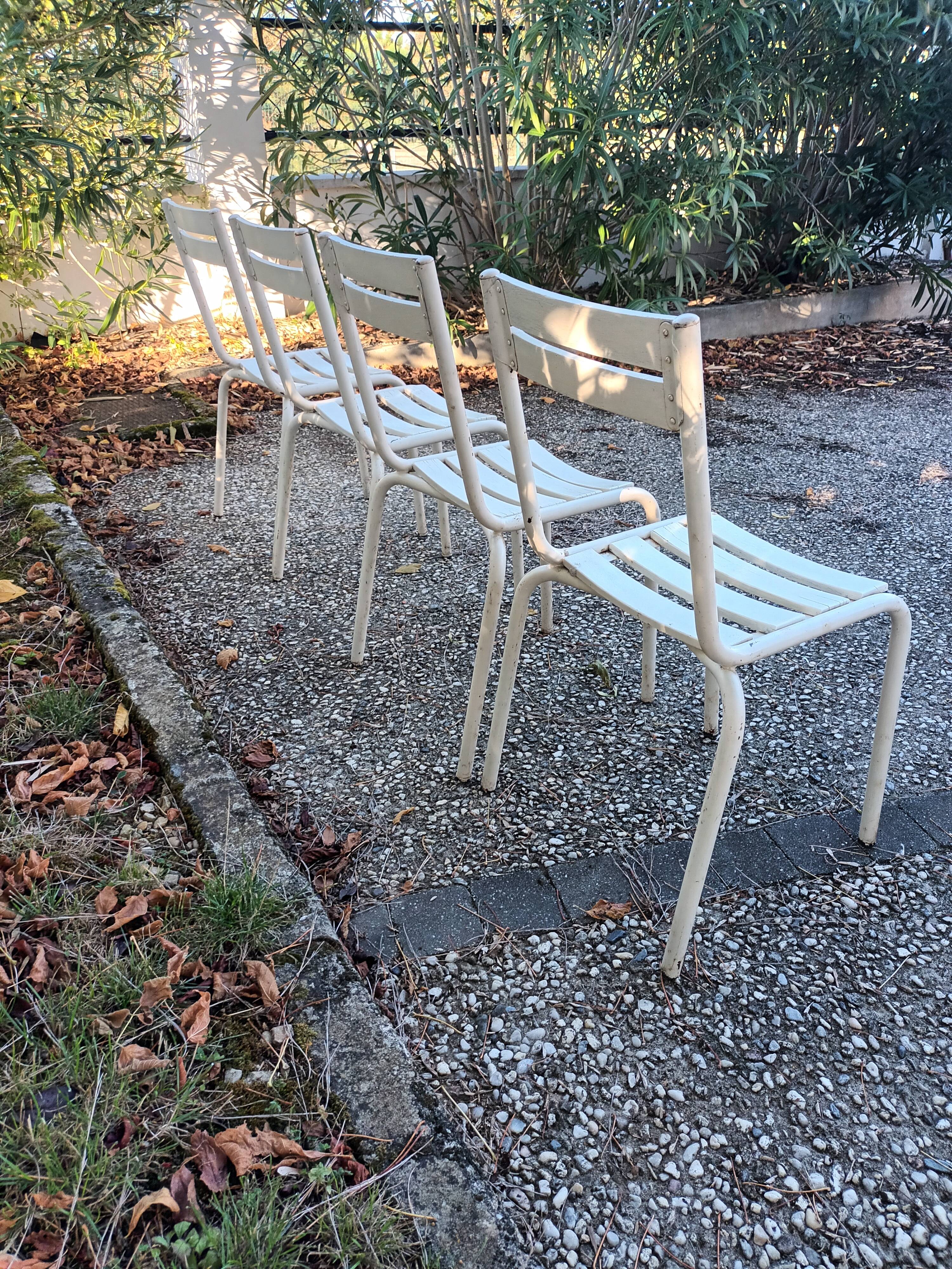 4 chaises bistrot vintage