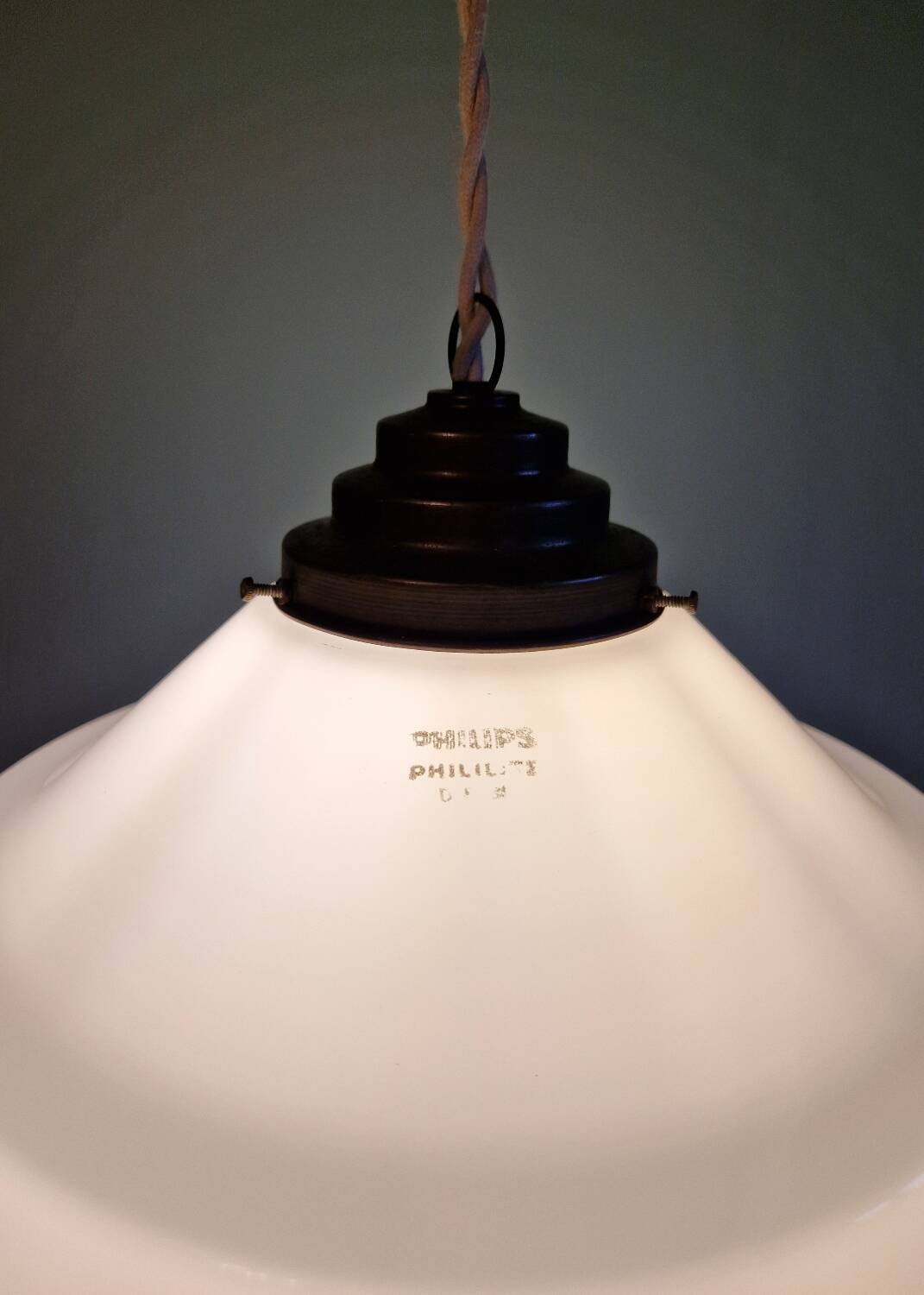 Art Deco Philips suspension in white opaline, Phililite series, 1930.