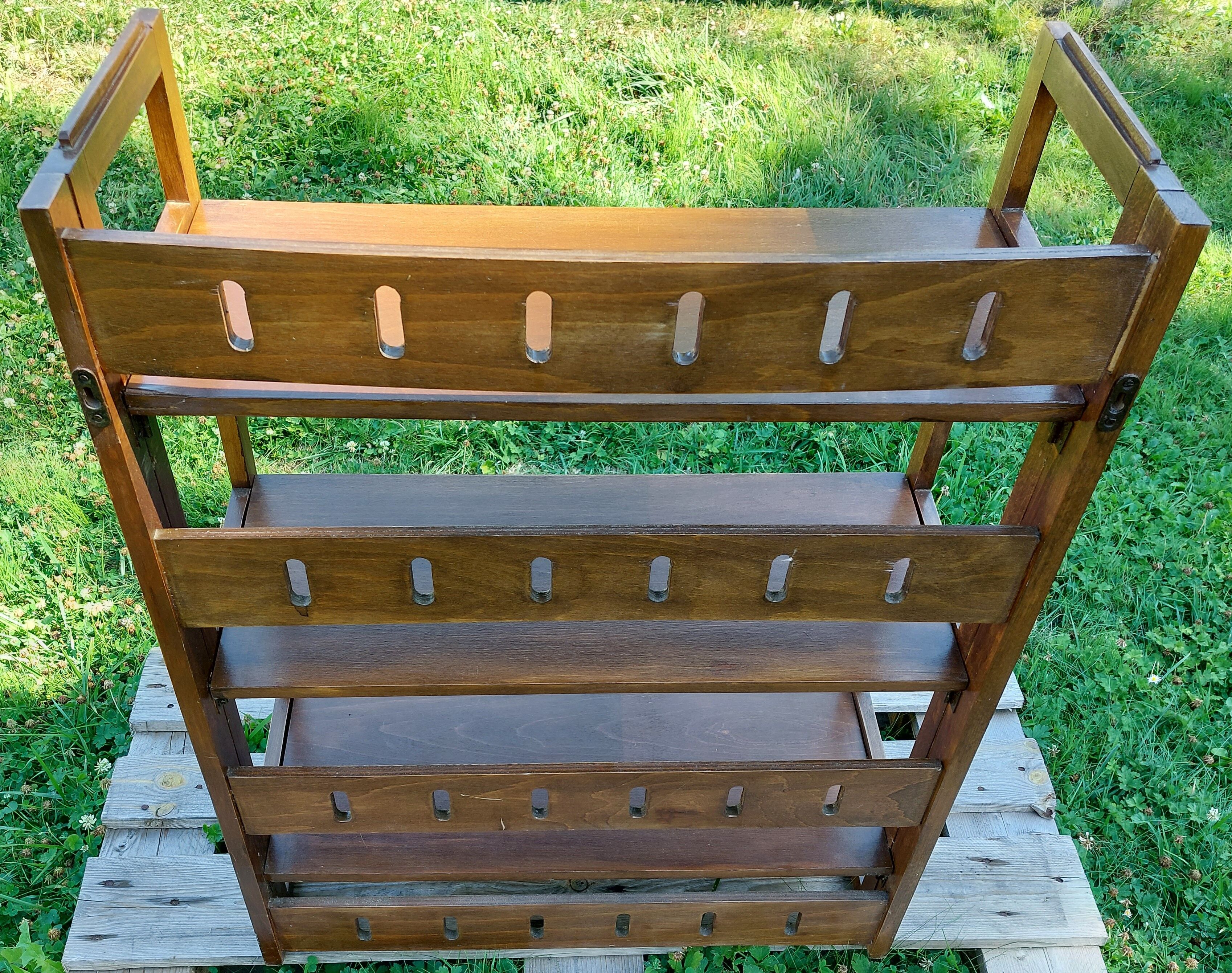 Folding wooden shelf