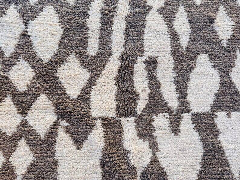 Handmade Beni Ourain wool rug 150/250cm