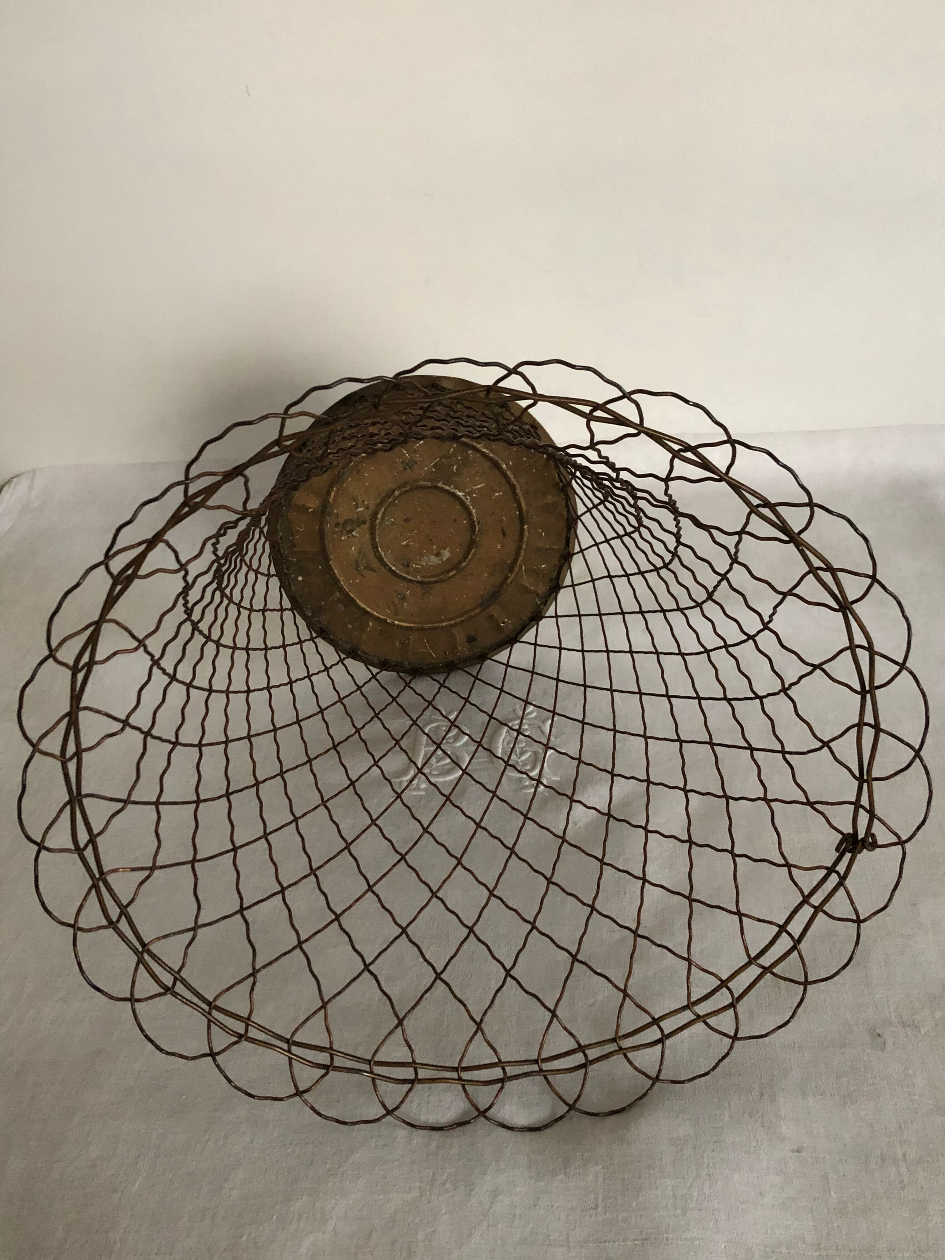 Paper basket, braided metal