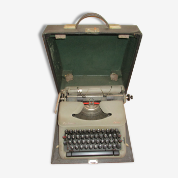 Machine à écrire Optima