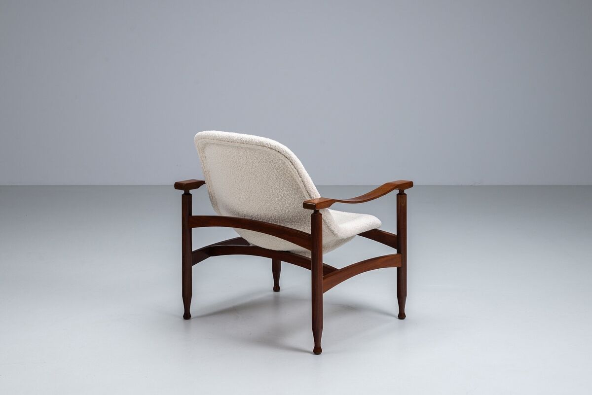 “Tiki” lounge chair in teak and bouclé Busnelli Italy 1960