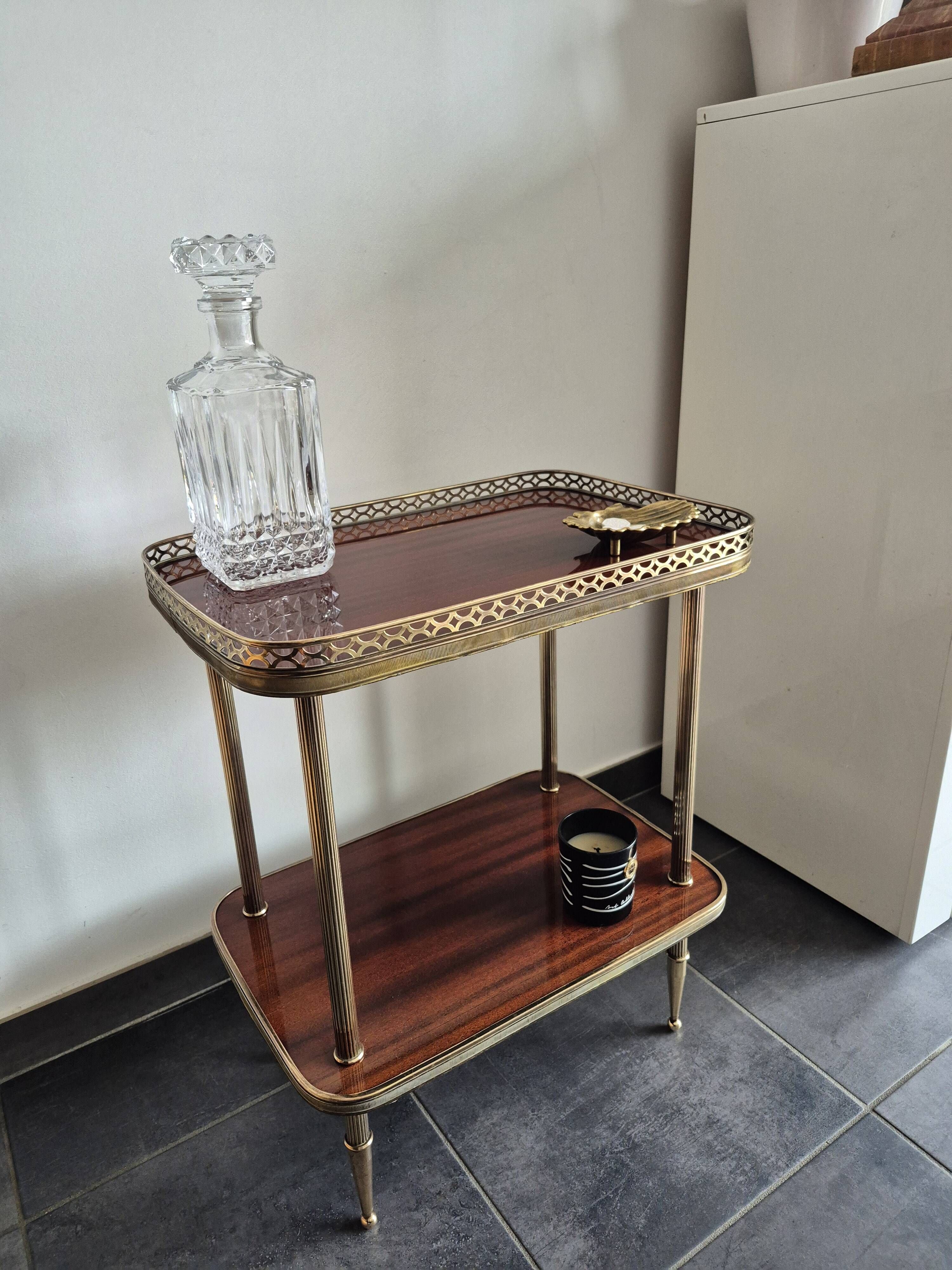 Dessert / Small side table with mahogany veneer and brass mid-century.